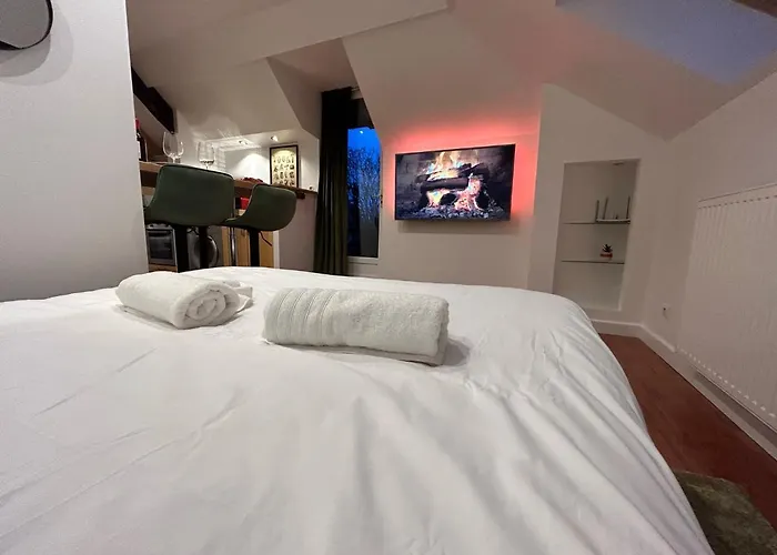 Rooftop - Cosy Flat Centre סנליס