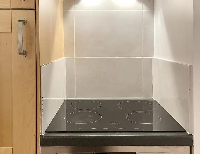 Rooftop - Cosy Flat Centre סנליס